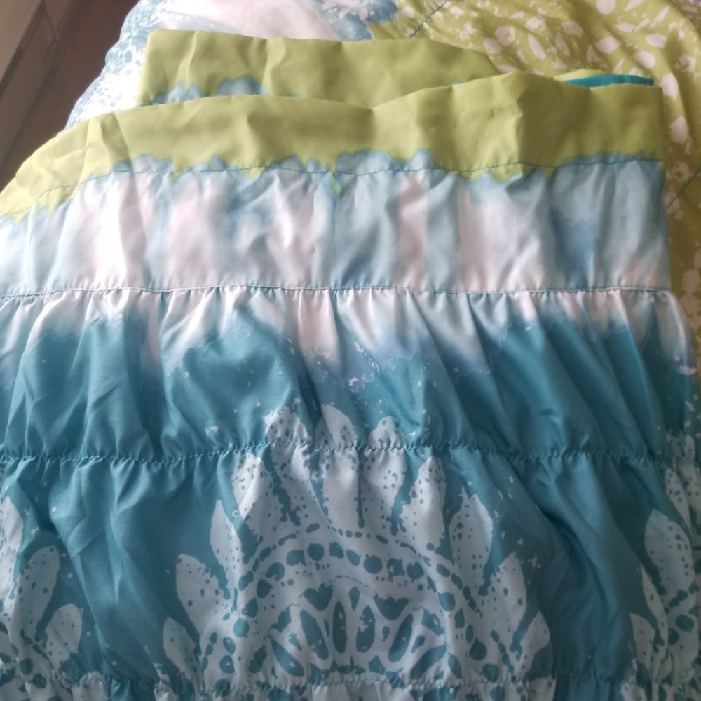teen  Full size comforter and accessories